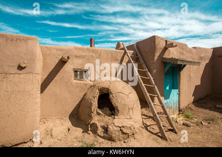 Horno de pan en el pueblo de Taos, Nuevo México Foto de stock