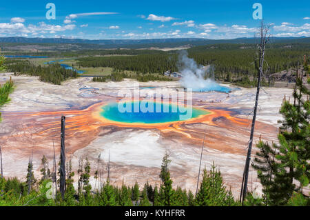 Panorama de Grand Prismatic Spring, Yellowstone, Wyoming.