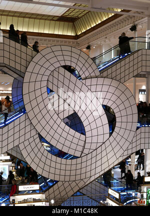 Au Bon Marché Rive Gauche, Leandro Erlich a la tête dans les