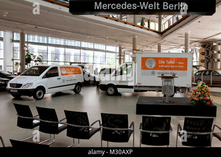 Ubergabe Des 500 Mercedes Benz Transporter Fur Die Salzgitter