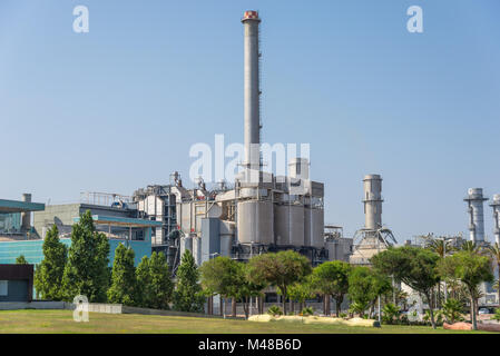 Las instalaciones de incineración de residuos en San Adria de Besos Foto de stock