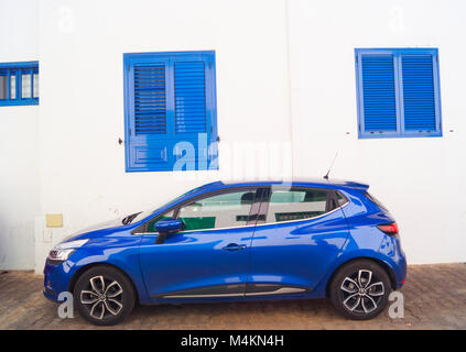 Renault color coincidente con windows Foto de stock