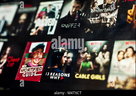 Netflix en una tableta de pantalla Foto de stock
