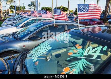 Miami Florida,GM,General Motors,Saturn,Aura,autos,nuevos,dealer,lote del concesionario,coches,automóviles,automóviles,automóviles,automóviles,autos,vehículos,venta,s