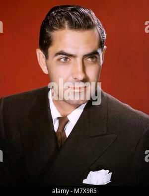TYRONE POWER (1914-1958), actor estadounidense acerca de 1942