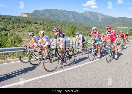 Las carreras ciclistas en la Volta a Catalunya, España Foto de stock