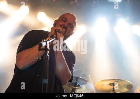 Andre Ellenberger cantante de la banda suiza de metal Piranha Schüür viven en Lucerna, Suiza