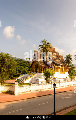 El Haw Pha Bang templo del Buda del complejo del Museo Nacional de Luang Prabang, Laos.