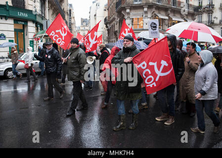 París, Francia, 2016. Partido Comunista de los trabajadores de Francia protesta contra el estado de emergencia Foto de stock