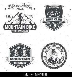 Conjunto de clubes de ciclismo de montaña. Ilustración vectorial. El concepto de jefe, insignias, camiseta, Imprimir, Sello o turismo en bicicleta. Diseño de tipografía Vintage con fore Ilustración del Vector