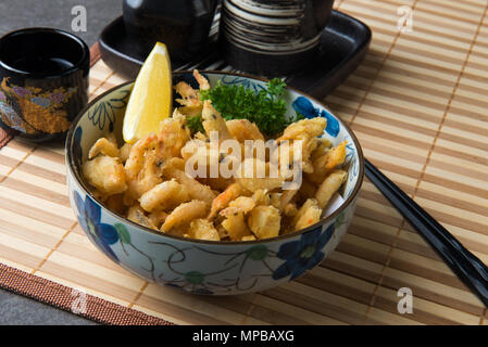 Koebi karaage japonés pequeños camarones fritos
