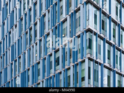 La aleta azul del edificio. Arquitecto: aliados y Morris Foto de stock