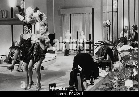 El título original de la película: LA DOLCE VITA, Los Ángeles. Título en inglés: dulce, la vida. El director de cine: Federico Fellini. Año: 1960. Crédito: RIAMA-PATHE-Gris/ASTOR-AIP / Álbum Foto de stock