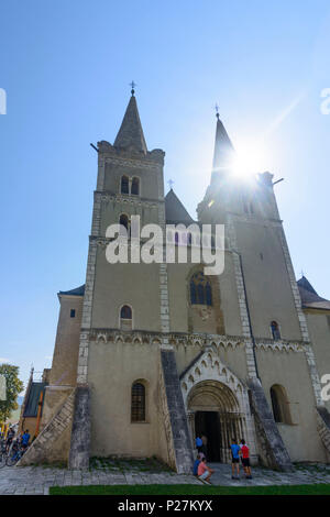(Kirchdrauf Spisske Podhradie), iglesia de San Martin en la Catedral de Spisska Kapitula Ciudad eclesiástica, Eslovaquia Foto de stock