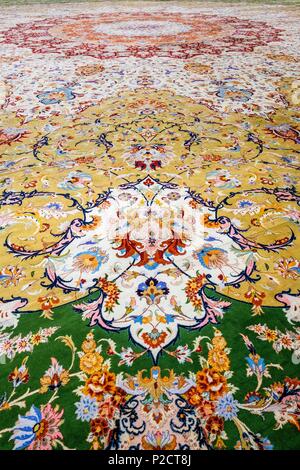 La alfombra persa en la Gran Mezquita de Sheikh Zayed, Abu La alfombra persa en la Gran Mezquita de Sheikh Zayed, Abu