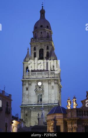 España - La Huerta de Murcia (distrito) - Murcia. Murcia (capital); la torre de la Catedral. Foto de stock