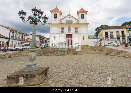 Na foto produzida nesta sexta-Feira (05) Vista da Catedral Basílica de Nossa Senhora da Assunção em Mariana (MG). Foto de stock