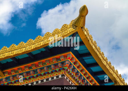 Templo Chagdud Gonpa Odsal Ling, el templo budista tibetano, Cotia, São Paulo.