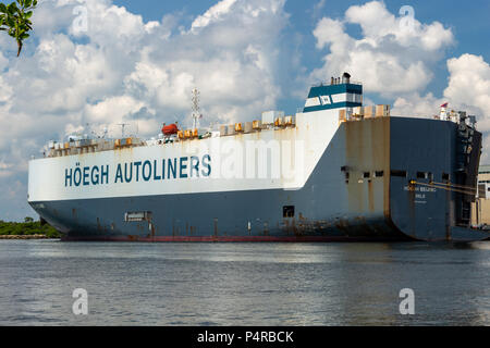 Hoegh Autoliners puro buque portador de automóviles y camiones en Port Everglades, Fort Lauderdale, Florida, EE.UU. Foto de stock