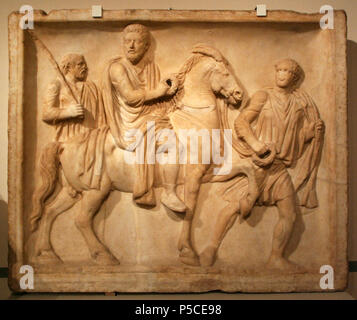 "Socorro" Giustiniani socorro de una funeraria Caballero Romano circa 170 AD. N/A 89 Altes Museum - Reiterrelief Giustiniani Foto de stock