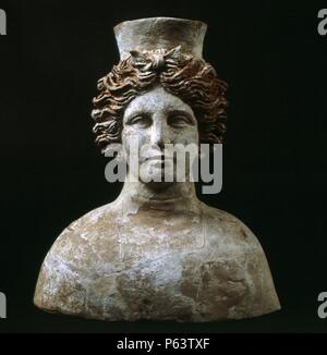 Busto Femenino De La Diosa Tanit De Estilo Griego Siglo Iv Ac Ubicaci N Museo Arqueologico