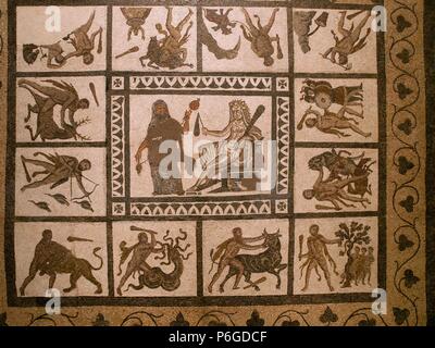 . . . Mosaico DE LOS TRABAJOS DE HÉRCULES. Arte romano, del siglo III d.C.. Procedencia: Liria (Valencia). MUSEO ARQUEOLOGICO NACIONAL. Foto de stock