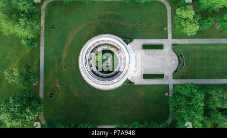 Vista aérea del monumento y la tumba del presidente Warren Harding G y su esposa Florence, en Marion, Ohio Foto de stock