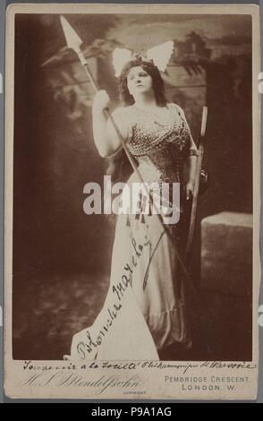 Blanche Marchesi (1863-1940) como Brünnhilde en Die Walküre (La Valquiria) de R. Wagner. Museo: Colección privada.