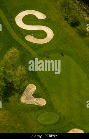 Vista aérea de Gut Neuenhof, club de golf, de 18 hoyos, Green, Bunker, trampa de arena, Froendenberg / Ruhr, área de Ruhr, Renania del Norte-Westfalia, Alemania, Europa Foto de stock