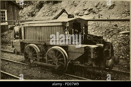 "Locomotora ingeniería : una práctica oficial de potencia motriz ferroviaria y el material rodante' (1892) Foto de stock