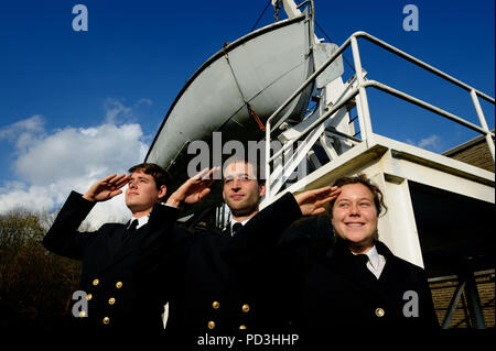 Los alumnos de la Academia Marítima de Amberes en sus uniformes escolares (Bélgica, 13/11/2008) Foto de stock