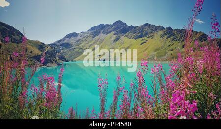 Lago Cleuson, Suiza Foto de stock