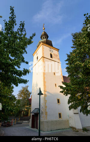 Pfaffstätten: iglesia, Wienerwald, bosques de Viena, Niederösterreich, Baja Austria, Austria Foto de stock