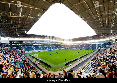 La Ghelamco Arena estadio de fútbol del club de fútbol KAA Gent en Gante, diseñado por Bontinck Arquitectura e Ingeniería (Bélgica, 31/08/2013) Foto de stock
