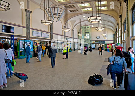 La Estación Central de Cardiff, Cardiff, Gales, Reino Unido Foto de stock