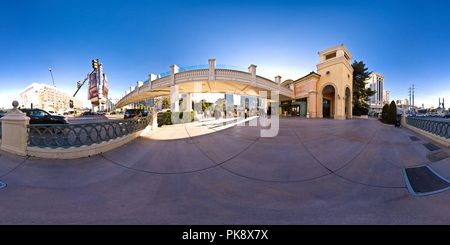 Vista panorámica en 360 grados de Corner : Las Vegas Flamingo Road y Las Vegas Blvd.