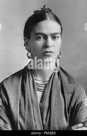 La pintora mexicana Frida Kahlo, Octubre 16, 1932 Foto por Guillermo Kahlo Archivo de referencia # 1003 601tha Foto de stock