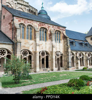 El saint peters dom churchTrier ciudad en Alemania,este pertenece a la UNESCO y a partir de las edades middel Foto de stock