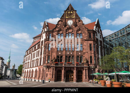 El antiguo ayuntamiento, Berswordt-Halle, Friedensplatz, Dortmund, districto de Ruhr, Renania del Norte-Westfalia, Alemania