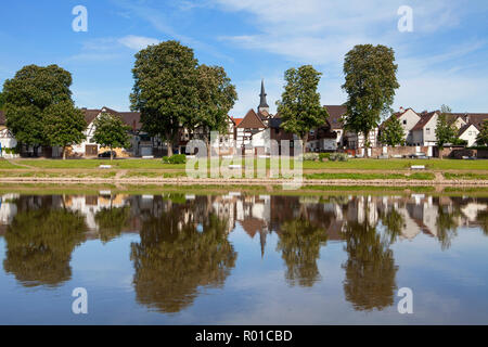Paisaje urbano de Bodenwerder, cuna del Barón Muenchhausen, Weserbergland, Baja Sajonia, Alemania, Europa