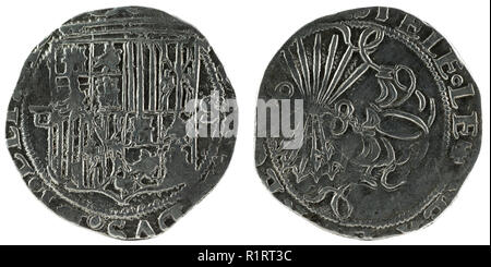 Antigua moneda de plata española de los reyes Fernando e Isabel. Reyes Católicos. Acuñado en Sevilla. Real.