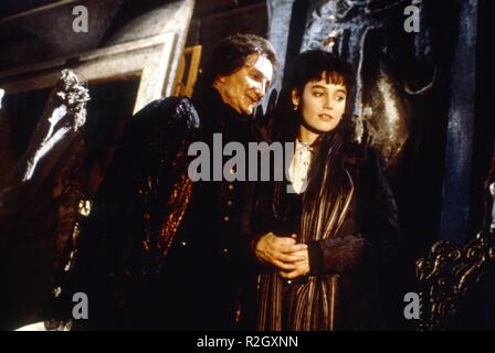 El Fantasma de la Opera Año : 1989 Director : EE.UU. Dwight H. Little Jill Schoelen, Robert Englund Foto de stock