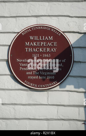 William Makepeace Thackeray placa en Tunbridge Wells Foto de stock
