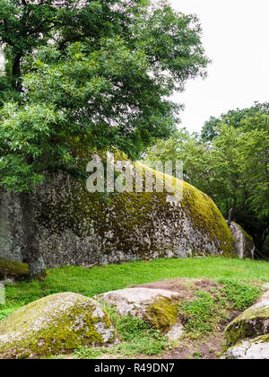 Grandes piedras de antiguos megalitos beglik tash