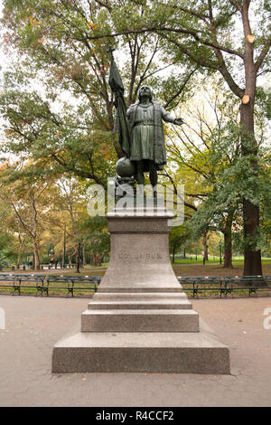 Estatua de Cristóbal Colón del escultor Jeronimo Sunol en Central Park, Nueva York, N.Y.C, Estados Unidos de América, EE.UU Foto de stock