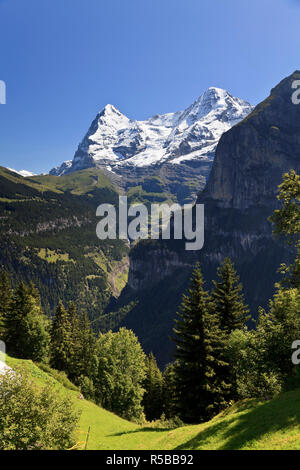 Suiza, en el Oberland Bernés Murren Ciudad Foto de stock