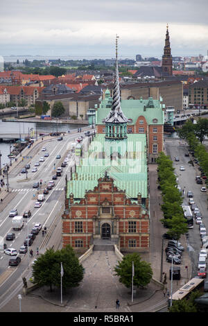 Antiguo Edificio de la Bolsa de Copenhague, Dinamarca Foto de stock