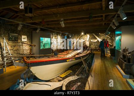 Portugal, Azores, Pico Island, Lajes do Pico, el Museu dos Baleeiros, balleneros museo barco ballena Foto de stock