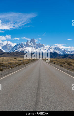 Camino al Monte Fitz Roy en Argentina