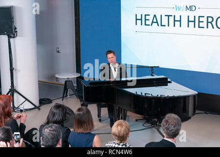 Nueva York, Estados Unidos. 15 Enero, 2019. New York, NY - 15 de enero de 2019: Rufus Wainwright realiza en WebMD Health Hero ceremonia de premios a WebMD sede corporativa de crédito: lev radin/Alamy Live News Foto de stock